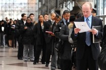 US Jobless Claims Decreased to 4-Week Low