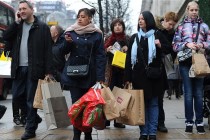 UK Consumer Confidence Strengthens