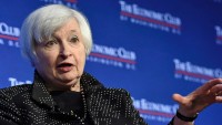 Fed’s Yellen Speech Suggest Longer Wait for Rates Hike