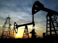 API Reports Draw in Crude Inventories