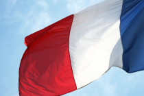 French Services PMI Falls to 51.4