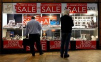 Australia Retail Sales Beat Estimates
